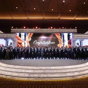 SME-100-Awards-2018-300 x 300xc  